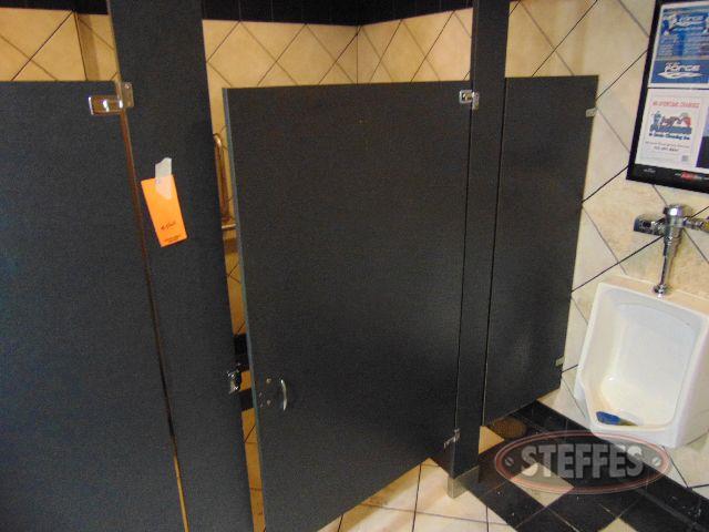 2-stall bathroom partition,_1.jpg